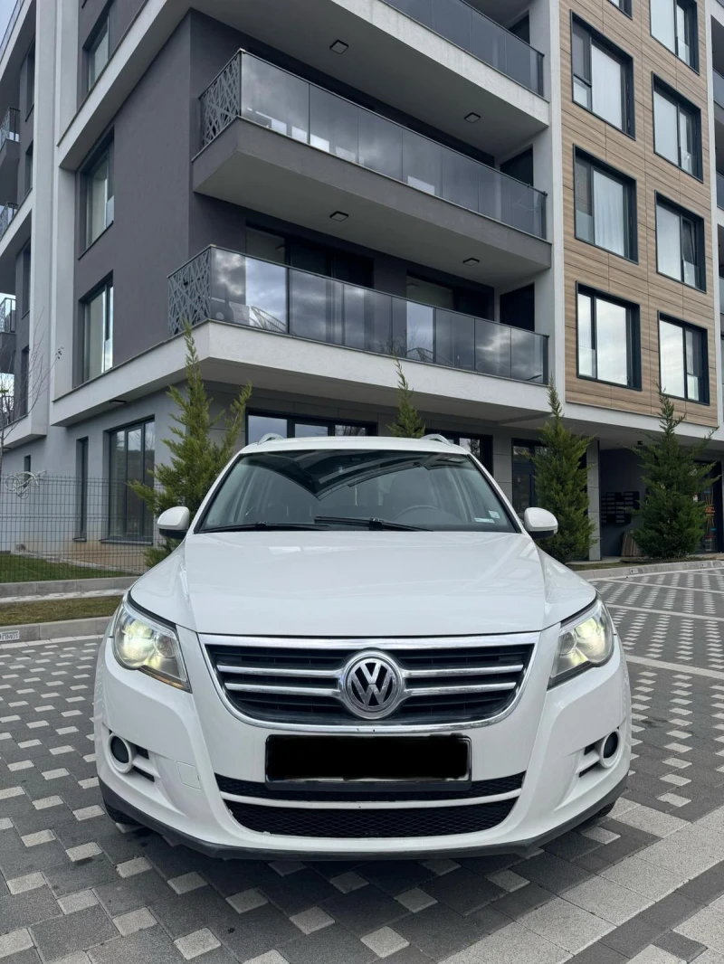 VW Tiguan 4x4 , снимка 2 - Автомобили и джипове - 52558516