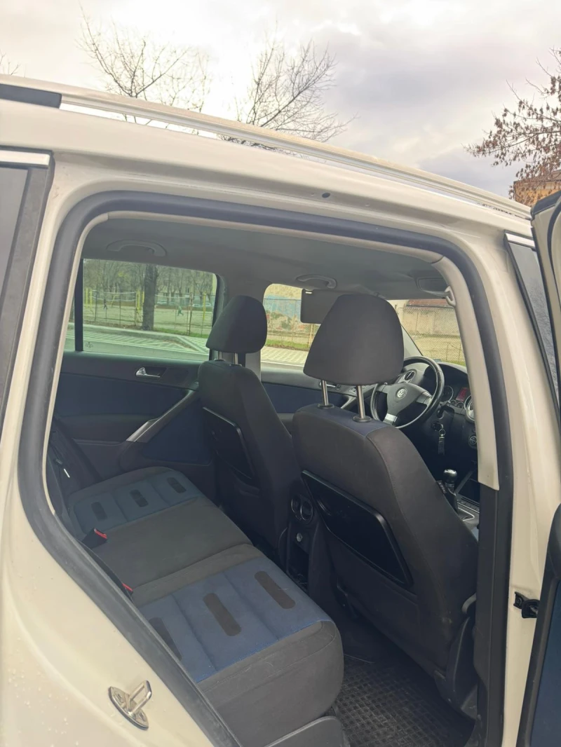 VW Tiguan 4x4 , снимка 9 - Автомобили и джипове - 52558516