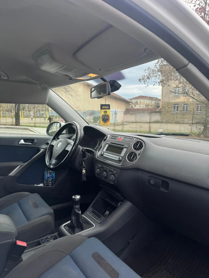 VW Tiguan 4x4 , снимка 10 - Автомобили и джипове - 52558516