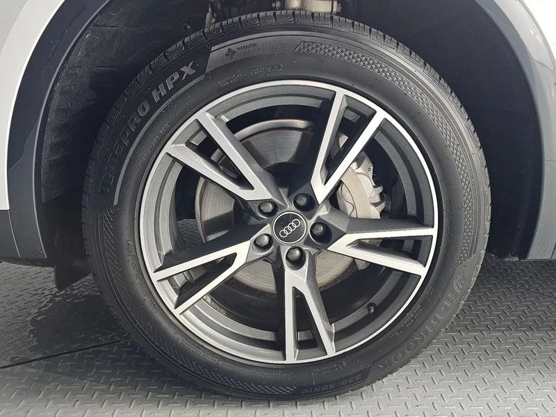 Audi Q5 40 TDI Quattro| 201к.с.| ВКЛ.ТЕХНОТЕСТ, снимка 5 - Автомобили и джипове - 55100040