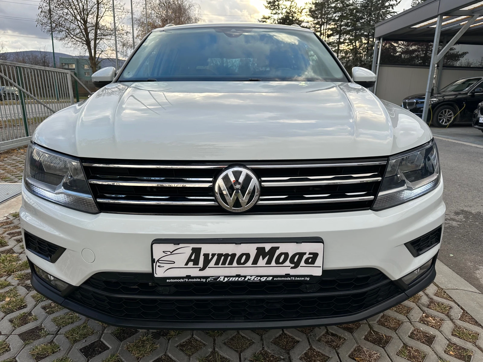 VW Tiguan 2.0 4X4 AVTOMAT NAVI LED - изображение 2