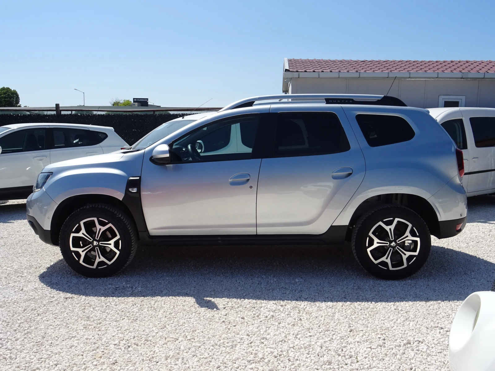 Dacia Duster  - изображение 2