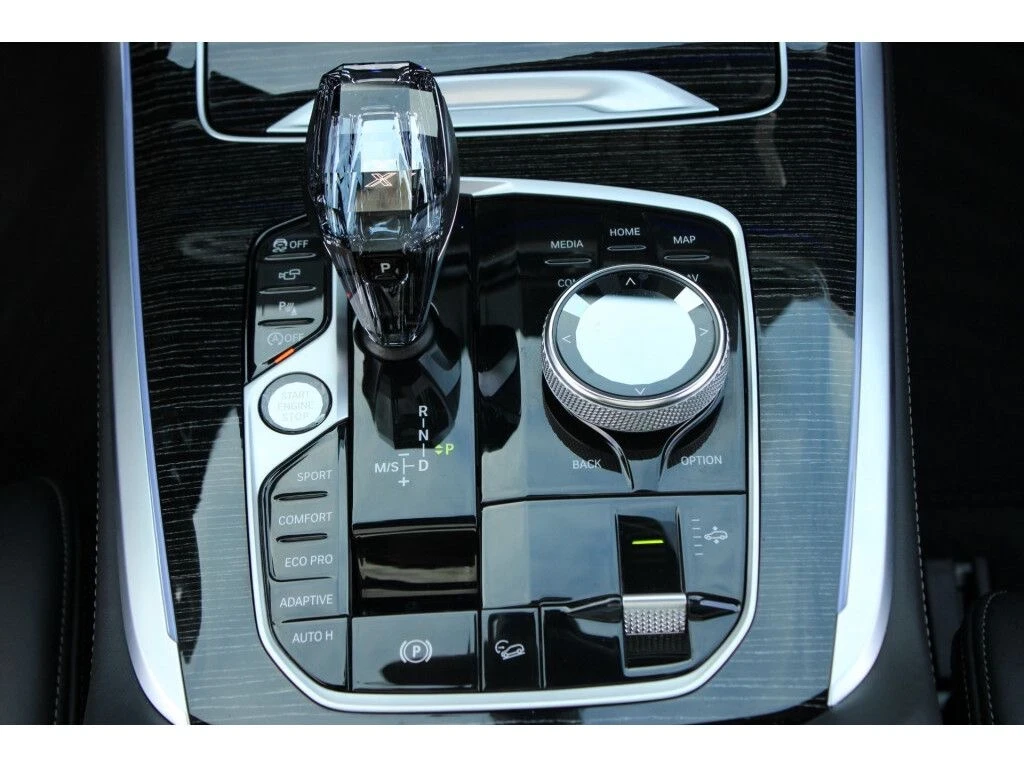 BMW X7 HARMAN* 360* LASER* M-PACK* DISTRONIC* LANEASSIST - изображение 10