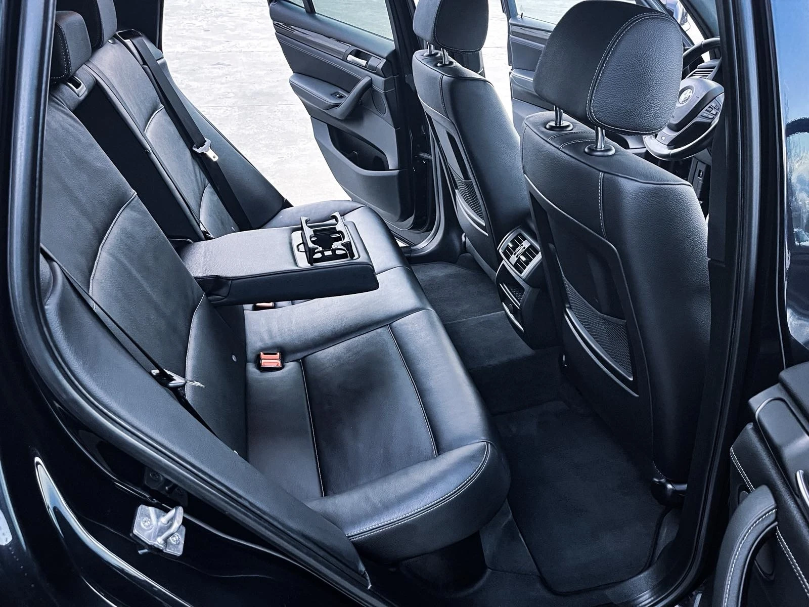 BMW X3 3.5XD M-Pack  - изображение 10