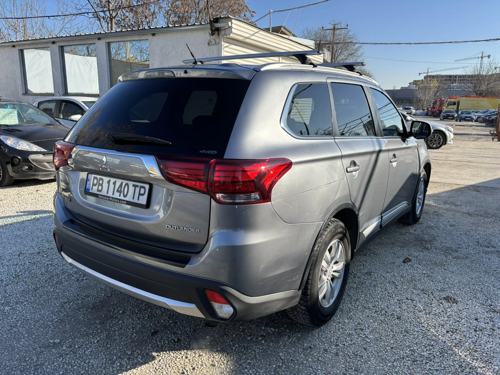 Mitsubishi Outlander 2.2 - ����� | Mobile.bg � ����������� 6