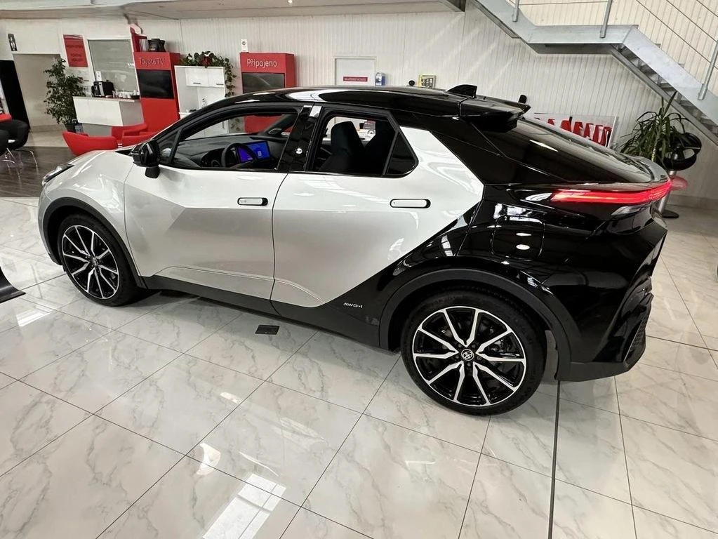 Toyota C-HR 2.0 HEV GR SPORT 4X4 PREMIERE EDITION НАЛИЧНА  - изображение 4
