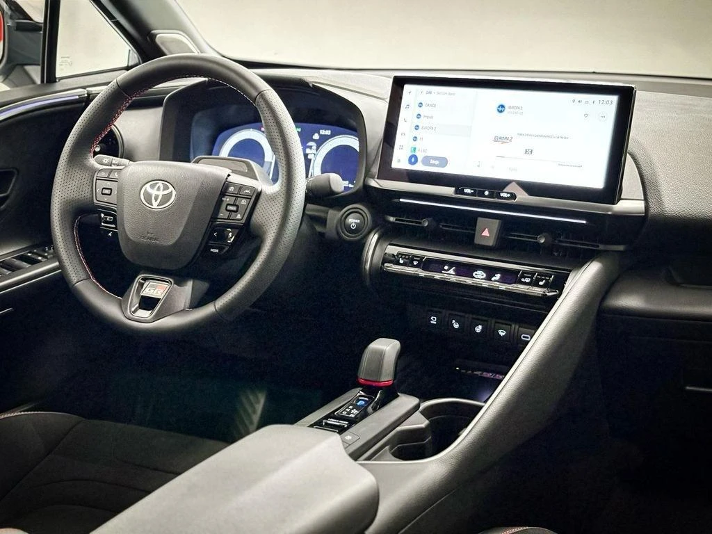Toyota C-HR 2.0 HEV GR SPORT 4X4 PREMIERE EDITION НАЛИЧНА  - изображение 6