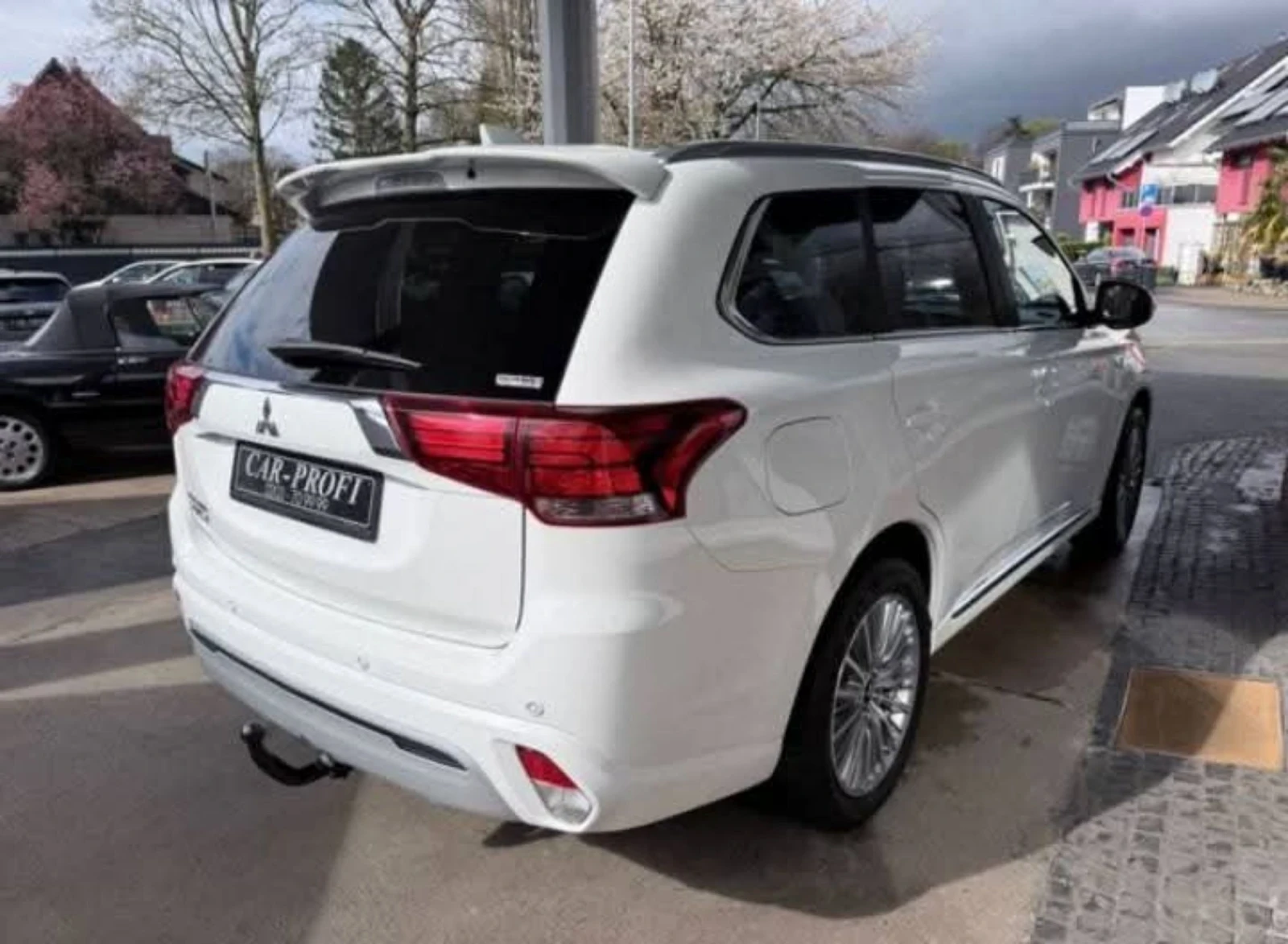 Mitsubishi Outlander Plug in Hybrid Full, снимка 6 - Автомобили и джипове - 54002701