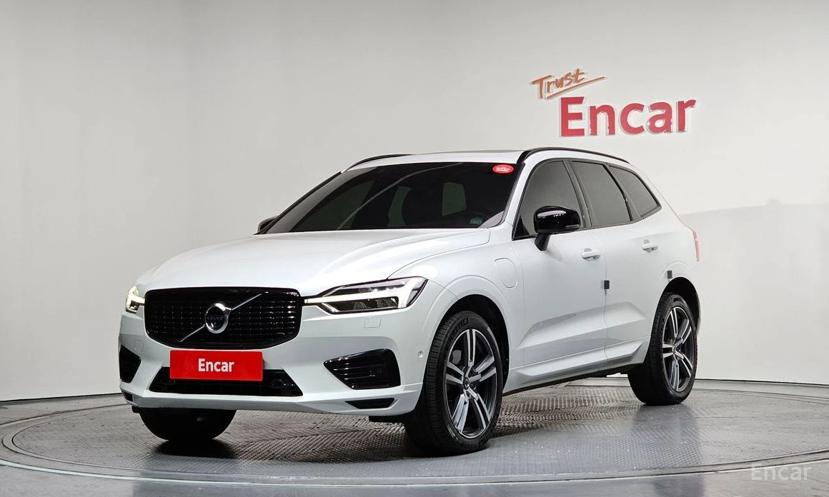 Volvo XC60 * T8* PLUG IN HYBRID* R-DESIGN* FULL* 