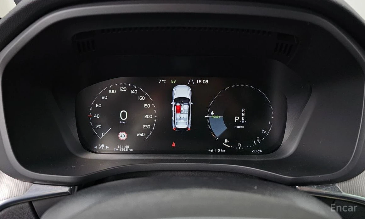 Volvo XC60 * T8* PLUG IN HYBRID* R-DESIGN* FULL* , снимка 7 - Автомобили и джипове - 54038990