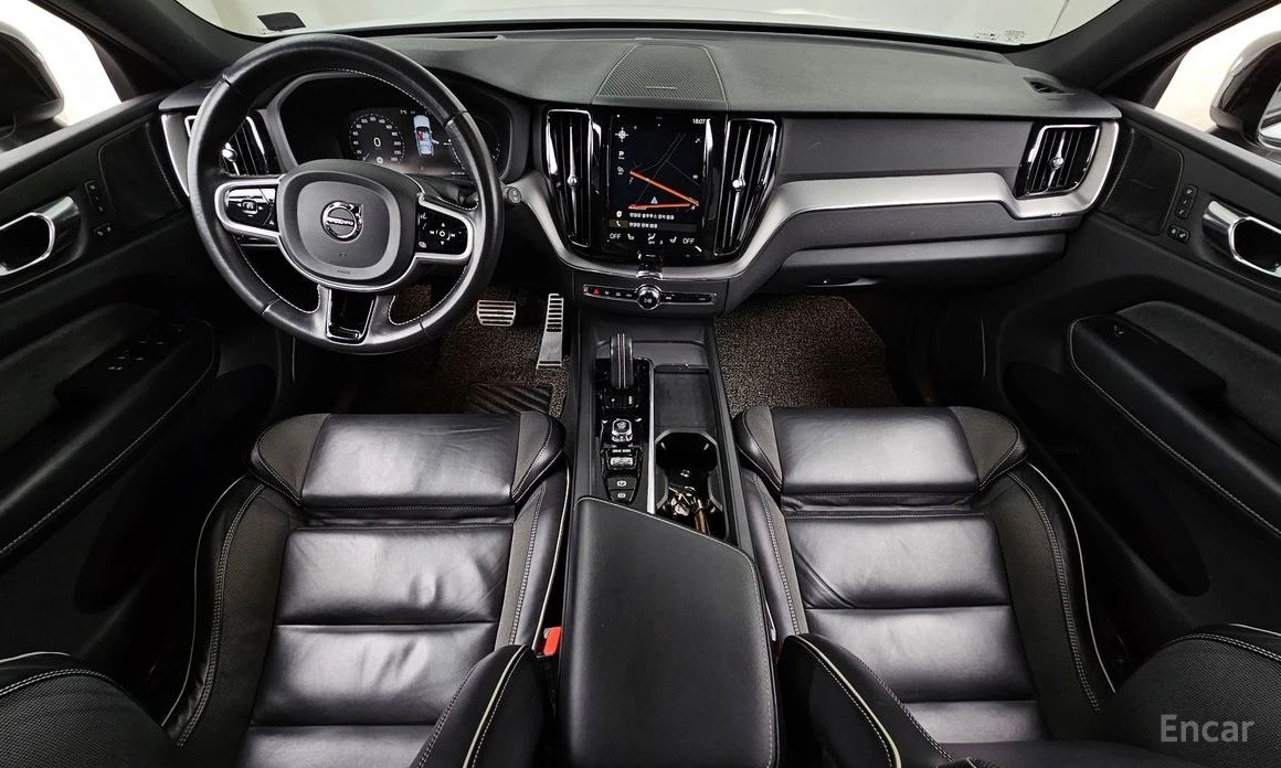 Volvo XC60 * T8* PLUG IN HYBRID* R-DESIGN* FULL* , снимка 6 - Автомобили и джипове - 54038990