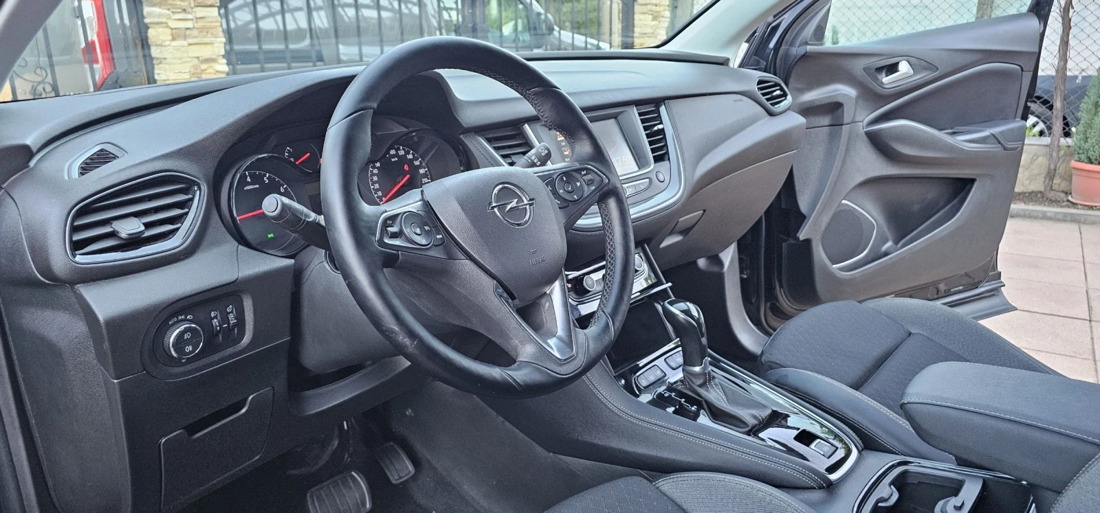 Opel Grandland X ( Х )  MPV AUTOMAT, снимка 9 - Автомобили и джипове - 54937037