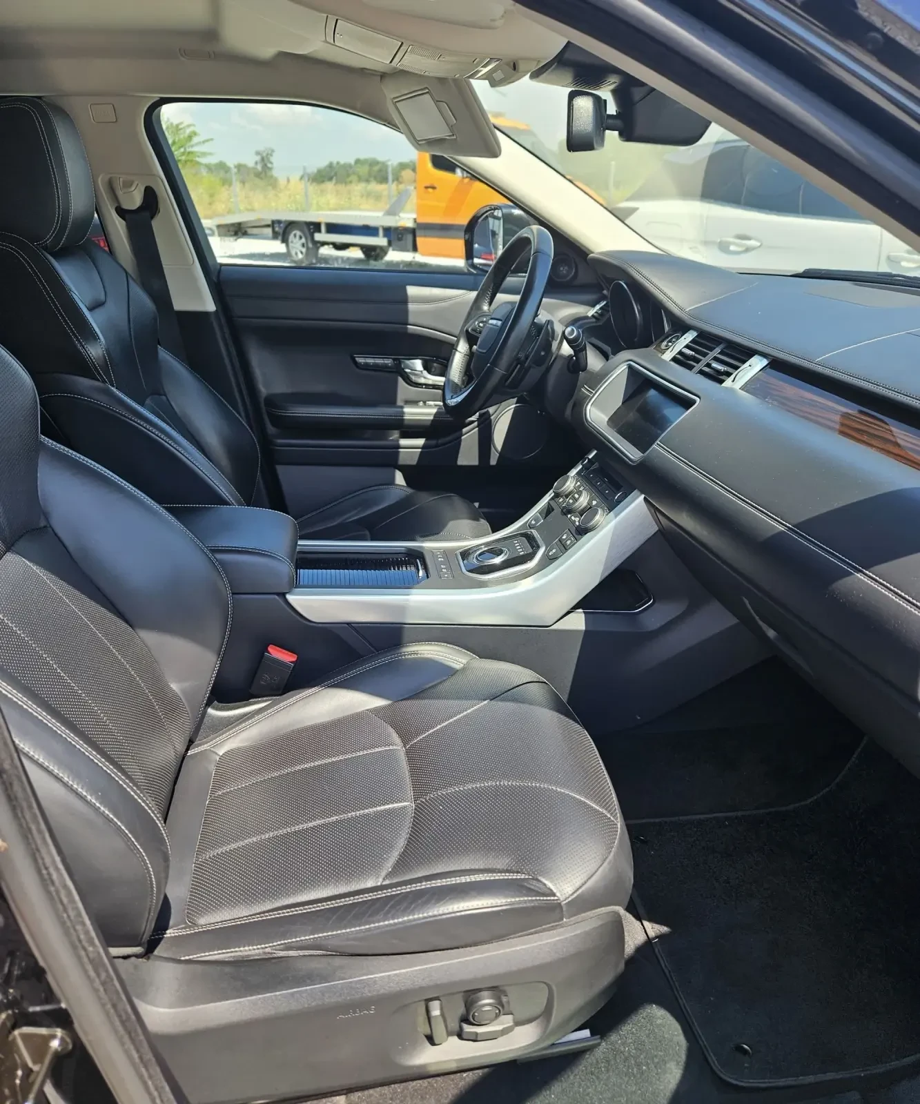 Land Rover Range Rover Evoque Autobiography , снимка 7 - Автомобили и джипове - 55401750