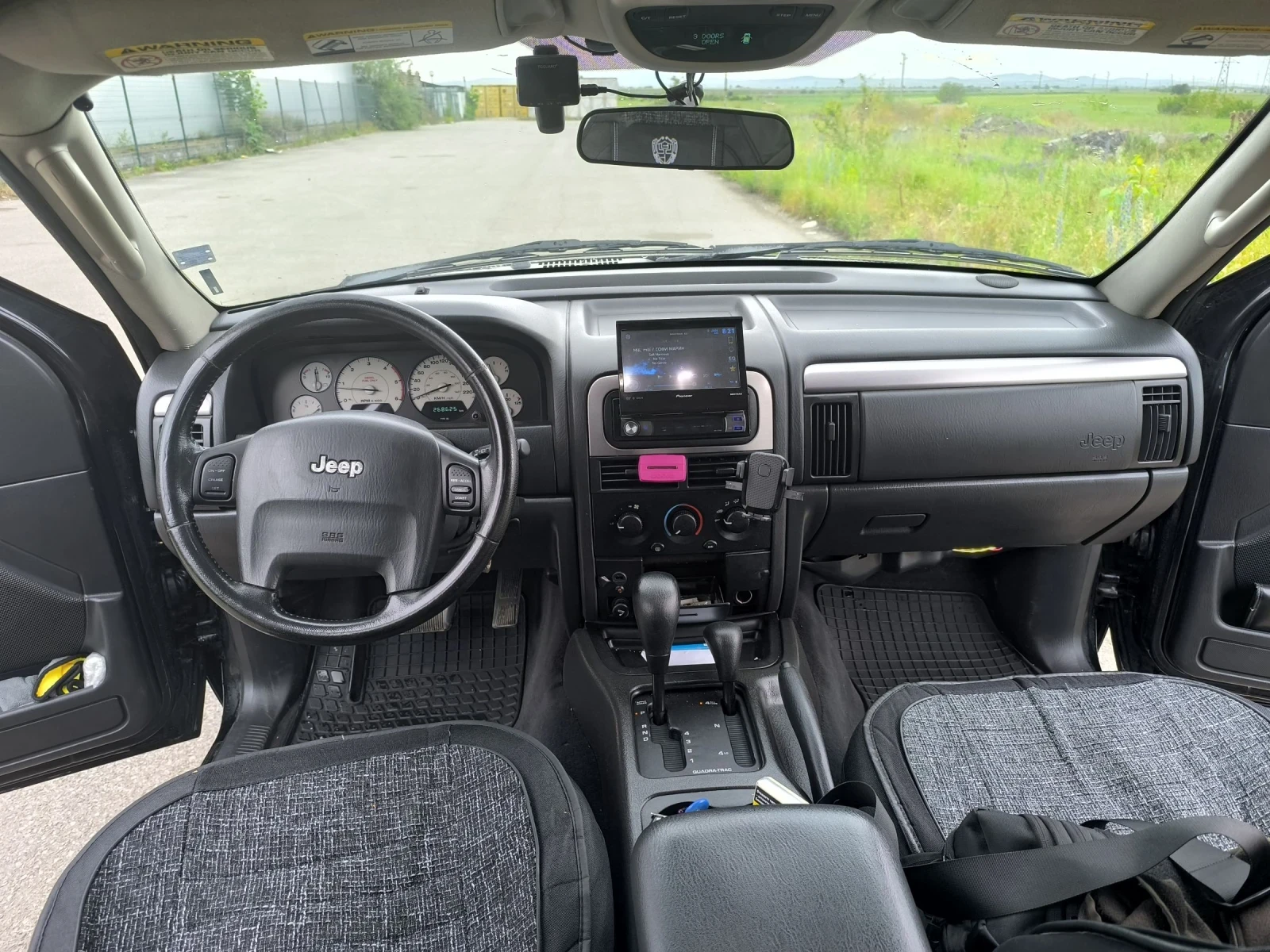 Jeep Grand cherokee, снимка 10 - Автомобили и джипове - 55422666