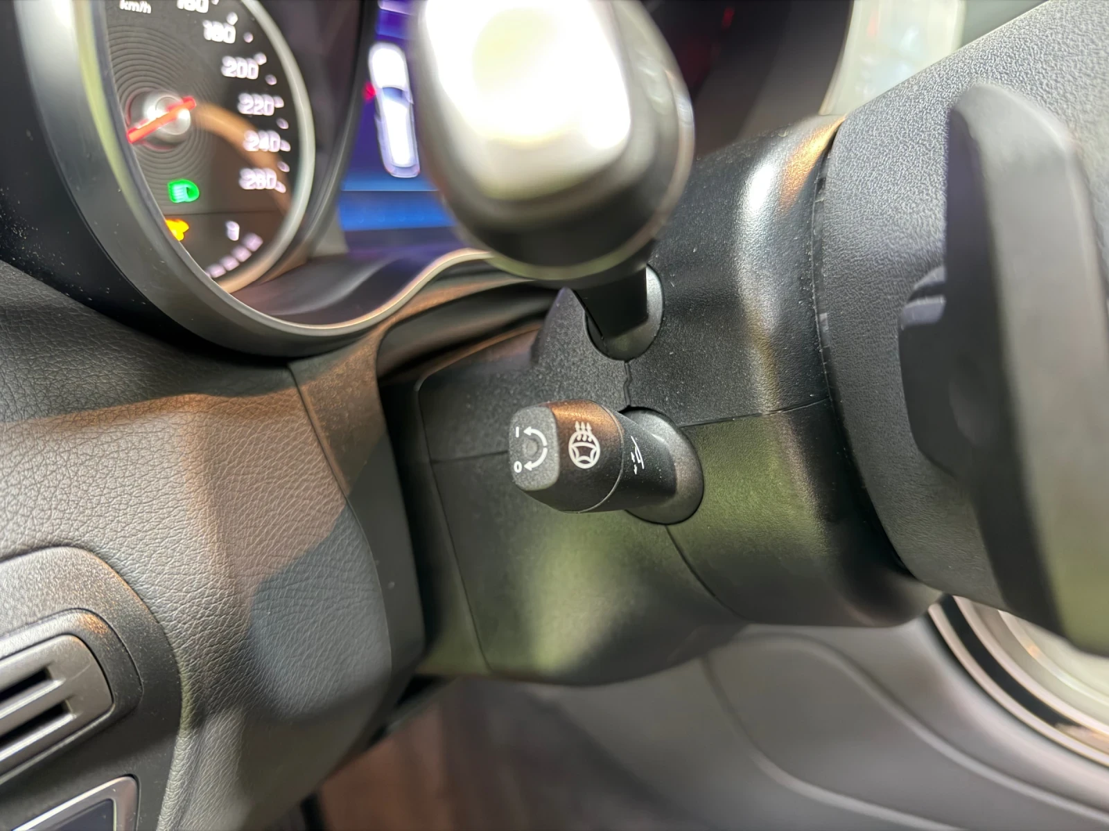 Mercedes-Benz GLC 300 4MATIC , снимка 15 - Автомобили и джипове - 55586286