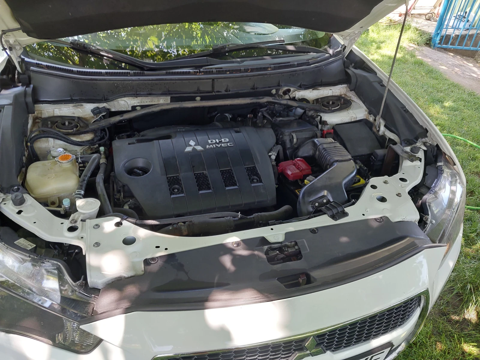 Mitsubishi Outlander 2, 2 D-ID, снимка 6 - Автомобили и джипове - 56046666
