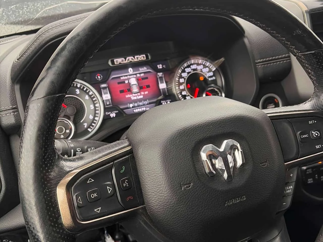 Dodge RAM 1500 * Sport * CARFAX * ���� �� �� | Mobile.bg � ����������� 6