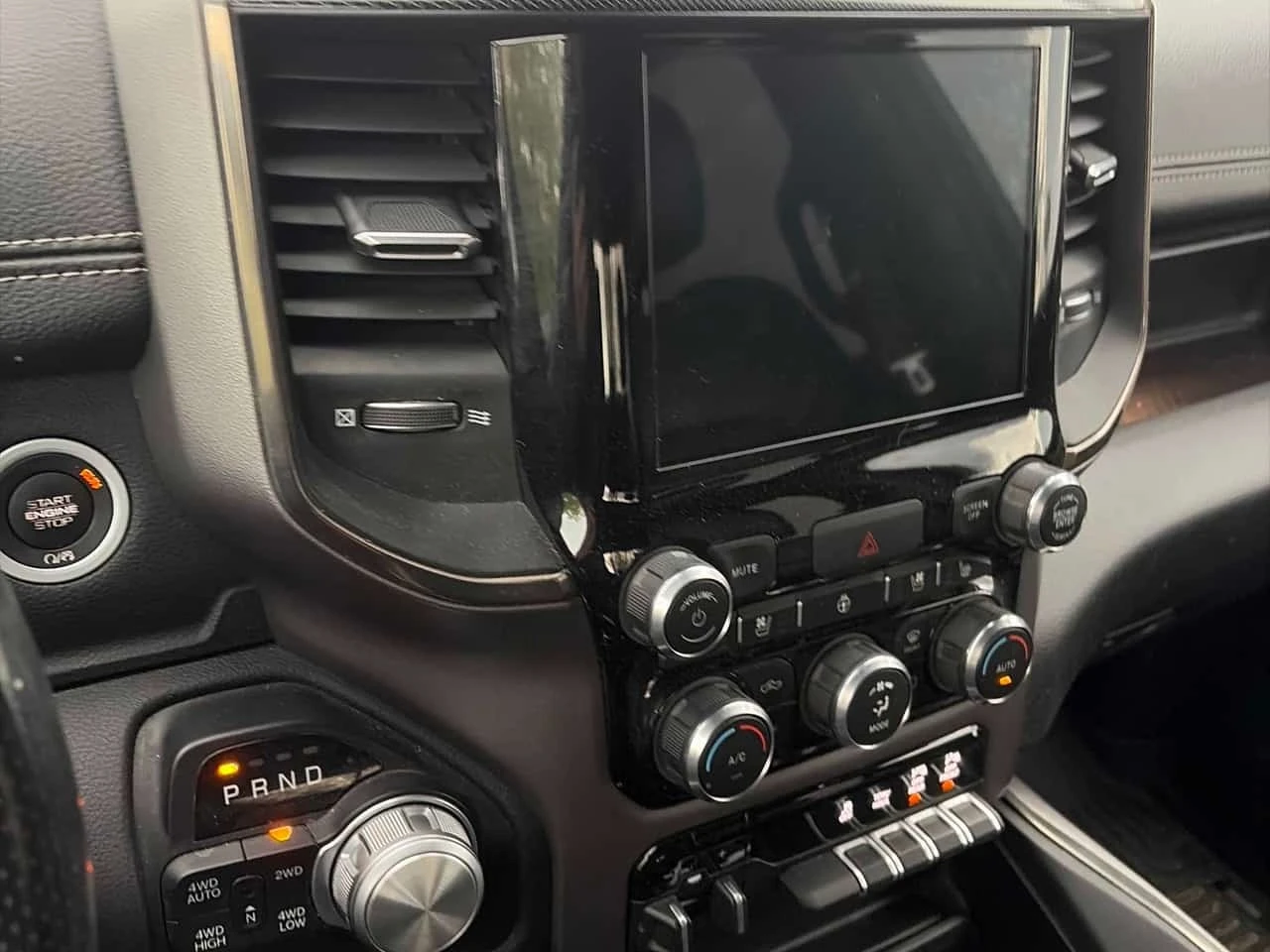Dodge RAM 1500 * Sport * CARFAX * ���� �� �� | Mobile.bg � ����������� 8