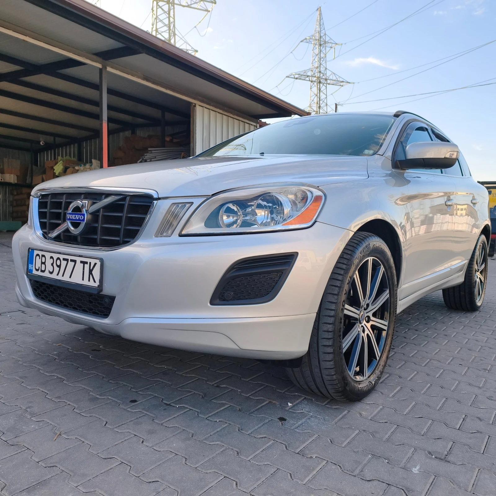 Volvo XC60, снимка 4 - Автомобили и джипове - 56597478