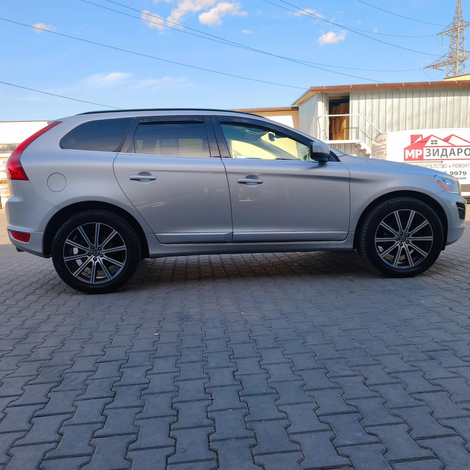 Volvo XC60, снимка 7 - Автомобили и джипове - 56597478