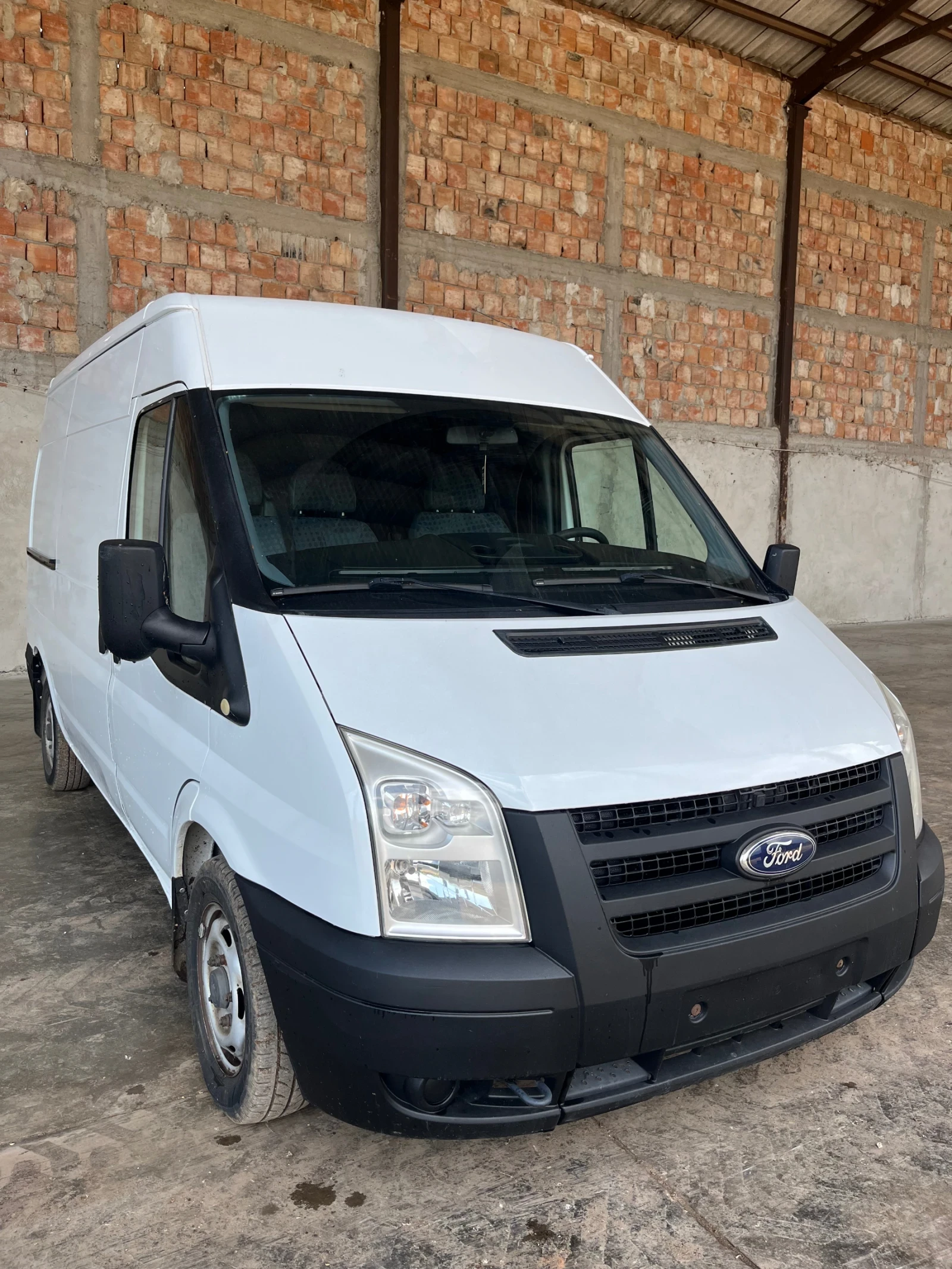 Ford Transit 2.2 Хладилен, снимка 3 - Бусове и автобуси - 54703523
