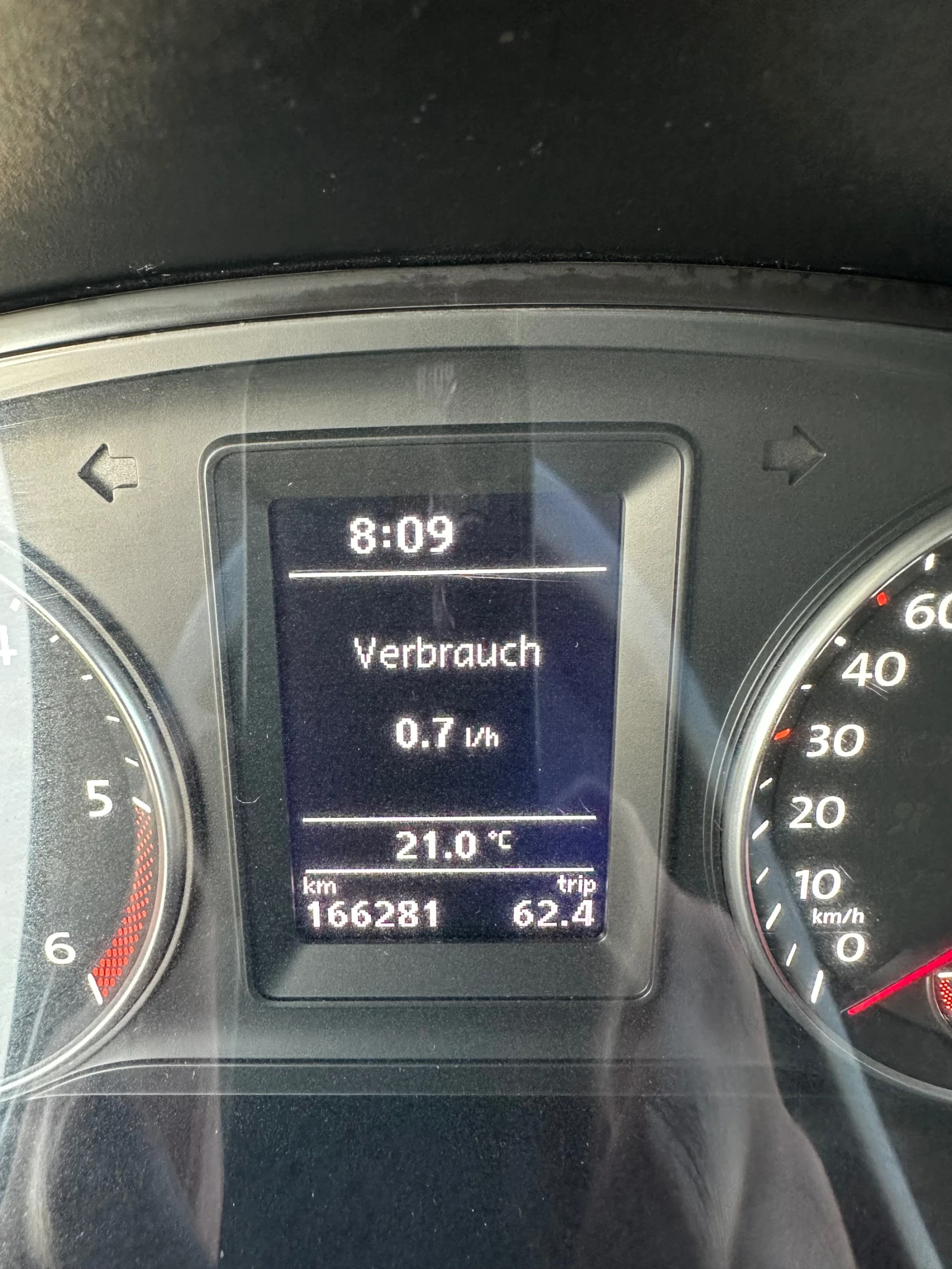 VW Caravelle 2.0TDI 4MOTION, снимка 9 - Бусове и автобуси - 55425728