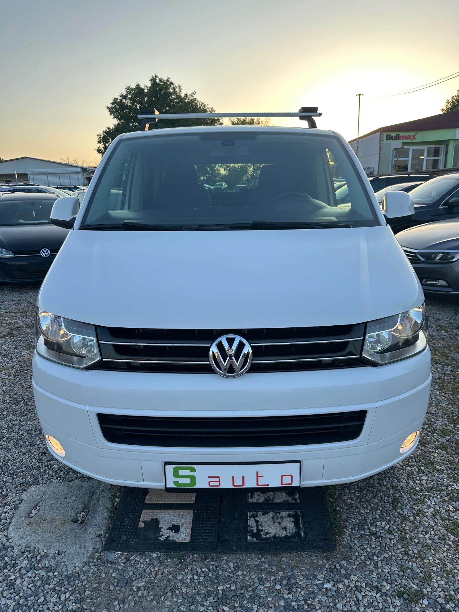 VW Caravelle 2.0TDI 4MOTION, снимка 2 - Бусове и автобуси - 55425728