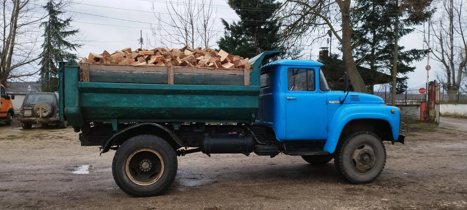 Zil 130, снимка 6 - Камиони - 56681419