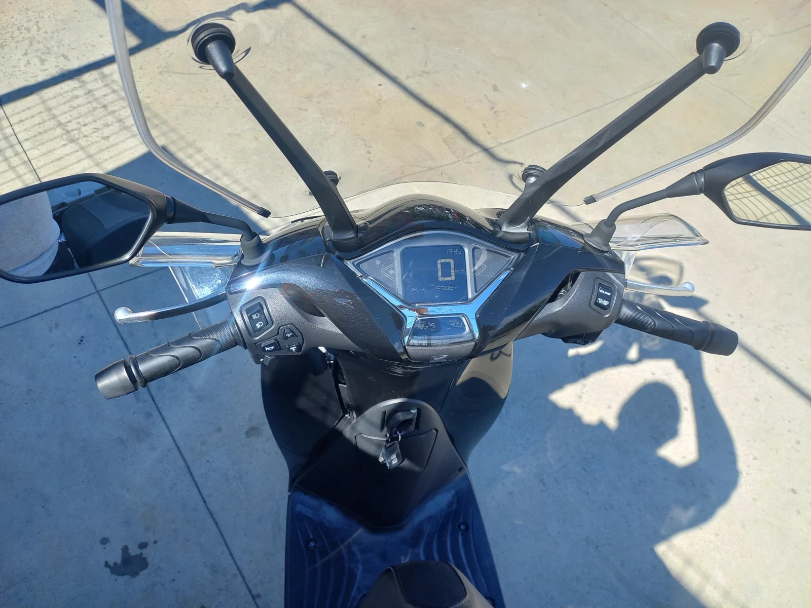 Honda Sh 125 ABS LED  - изображение 7