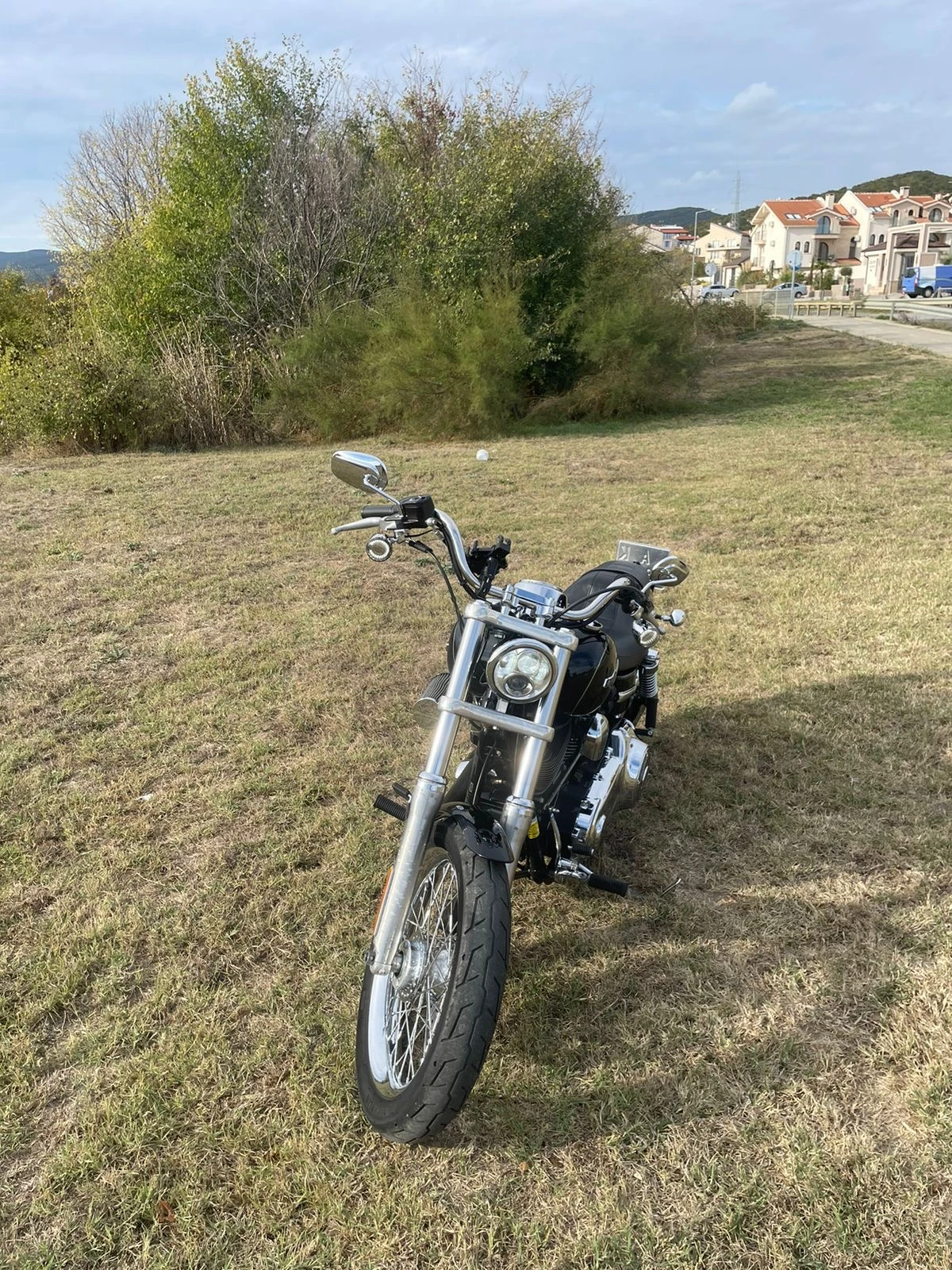 Harley-Davidson Dyna Super Glide - изображение 8