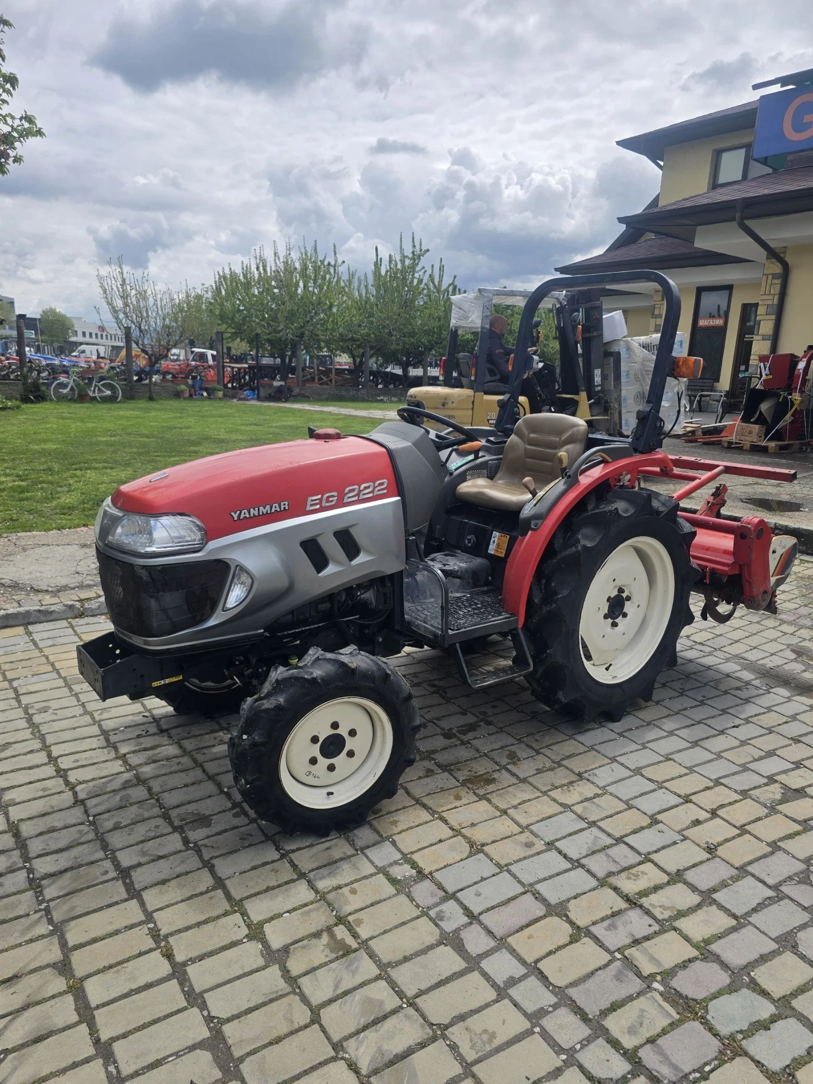 Трактор Yanmar EG 222, снимка 4 - Селскостопанска техника - 54285681