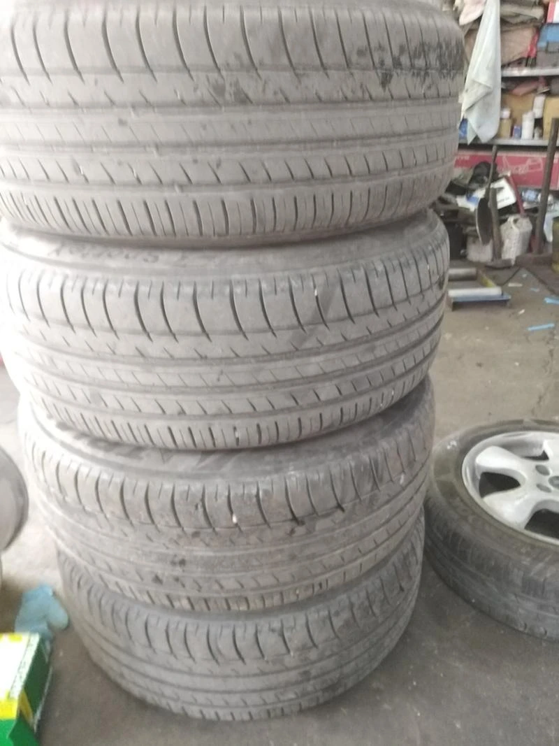 Гуми с джанти Starfire 255/50R19, снимка 2 - Гуми и джанти - 34807674