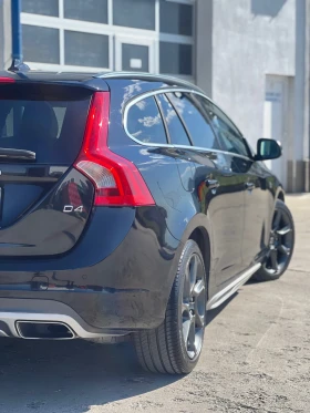 Обява за продажба на Volvo V60 Ocean Race / Facelift / 181к.с / Всички екстри ~18 849 лв. - изображение 6