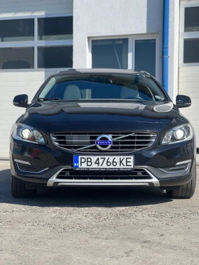 Обява за продажба на Volvo V60 Ocean Race / Facelift / 181к.с / Всички екстри ~18 849 лв. - изображение 1