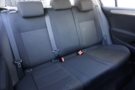 VW Golf 6/1.6TDI/R-Line/Навигация - 5600 € / 10952.65 лв. - 31754614 9