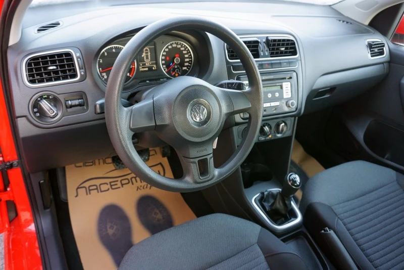 VW Polo 1.6i BI-FUEL, снимка 6 - Автомобили и джипове - 30310993