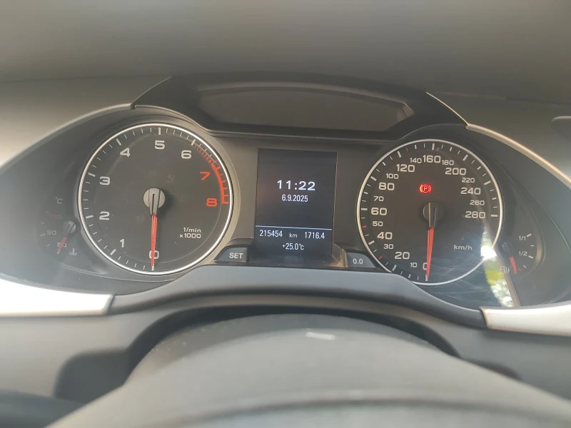 Audi A4 B8, снимка 10 - Автомобили и джипове - 52201869