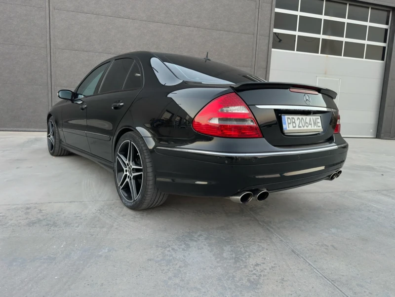 Mercedes-Benz E 500 W211 AMG OPTIC, снимка 3 - Автомобили и джипове - 52475233