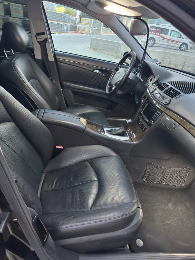 Mercedes-Benz E 500 W211 AMG OPTIC, снимка 7 - Автомобили и джипове - 52475233
