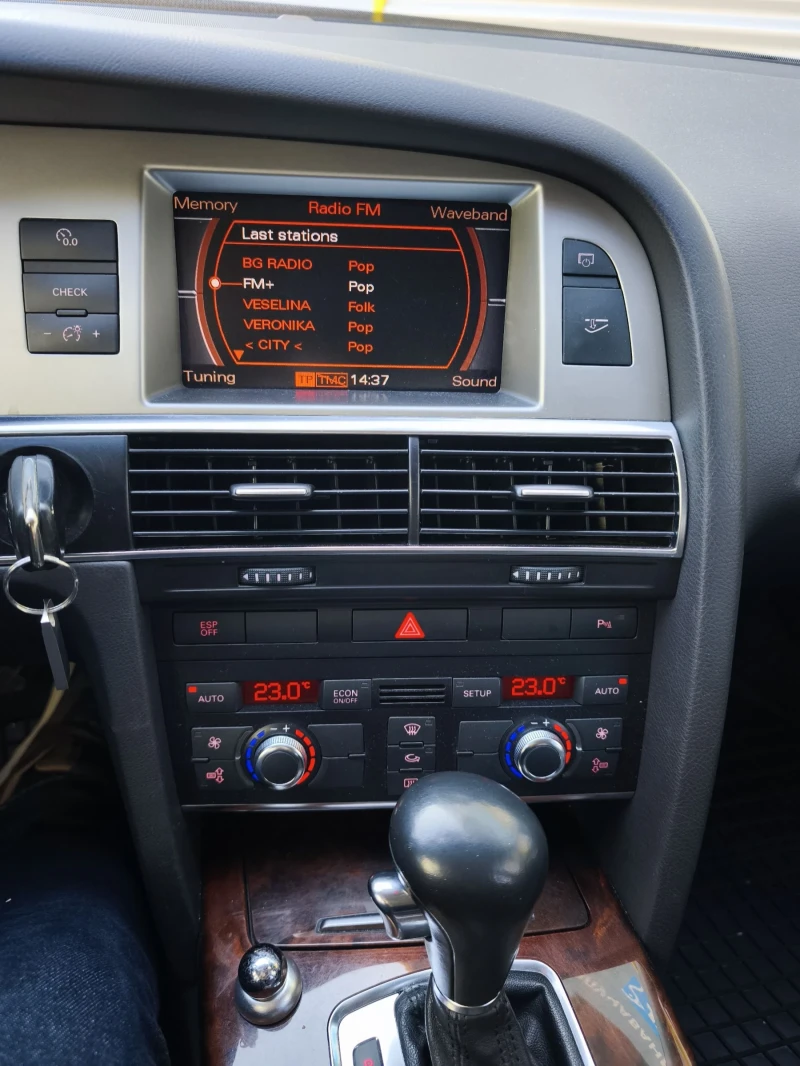 Audi A6, снимка 11 - Автомобили и джипове - 52080615