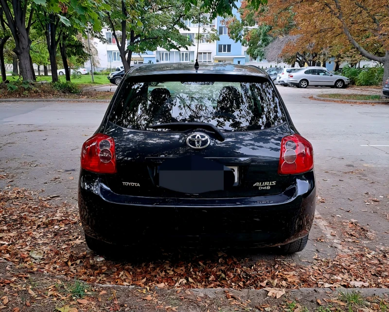 Toyota Auris, снимка 7 - Автомобили и джипове - 52796945