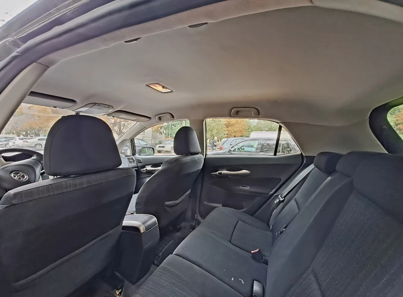 Toyota Auris, снимка 6 - Автомобили и джипове - 52796945