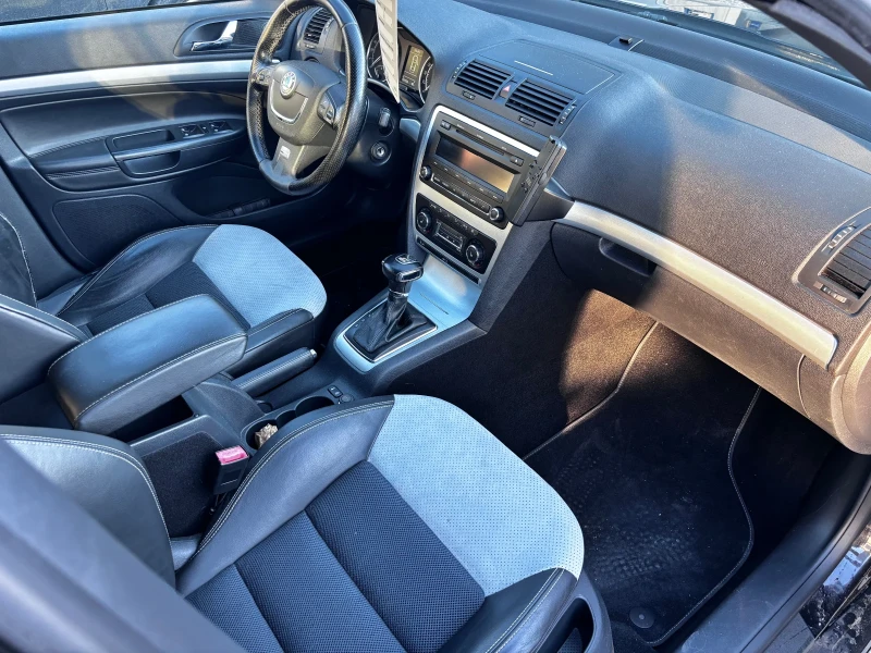 Skoda Octavia VRS, снимка 13 - Автомобили и джипове - 52489456
