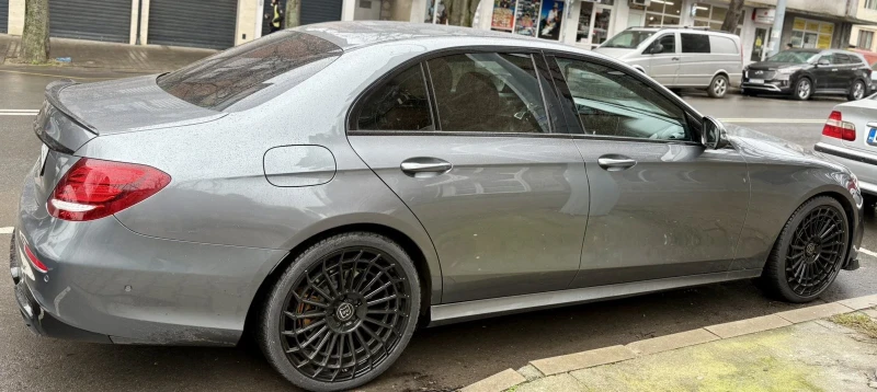 Mercedes-Benz E 220, снимка 2 - Автомобили и джипове - 53001894