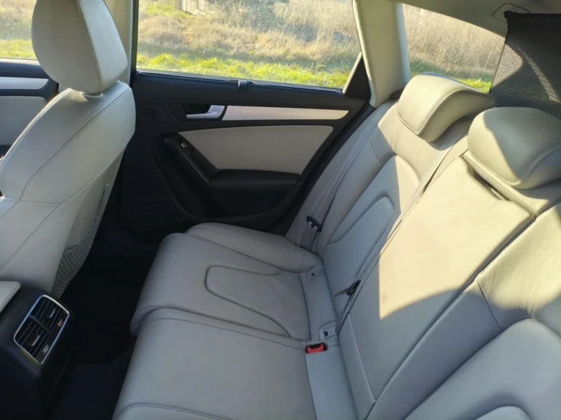 Audi A4 2.0 TDI, снимка 3 - Автомобили и джипове - 53372331