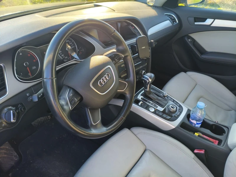 Audi A4 2.0 TDI, снимка 7 - Автомобили и джипове - 53372331