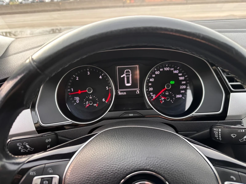 VW Passat, снимка 12 - Автомобили и джипове - 53571009