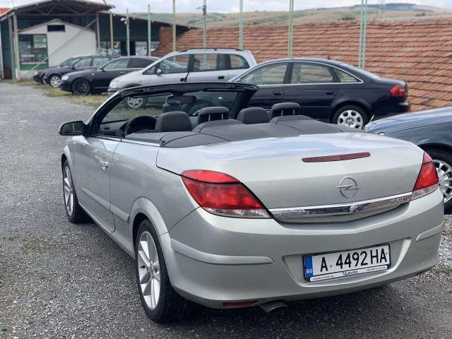 Opel Astra 1.9CDTI КАБРИОЛЕТ, снимка 10 - Автомобили и джипове - 46355667