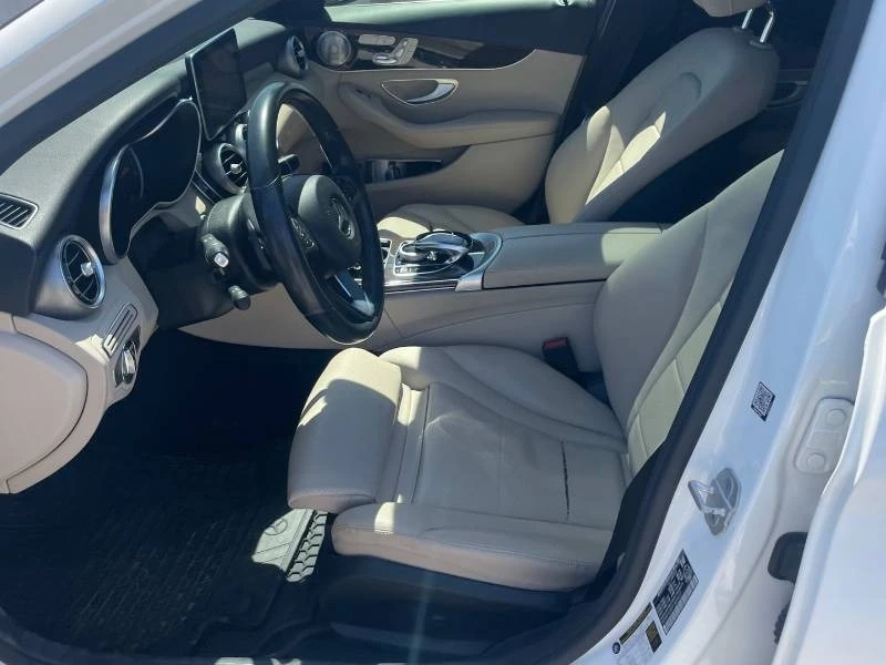 Mercedes-Benz C 400 * PANO * BURMESTER * МЪРТВА ТОЧКА, снимка 4 - Автомобили и джипове - 54841492