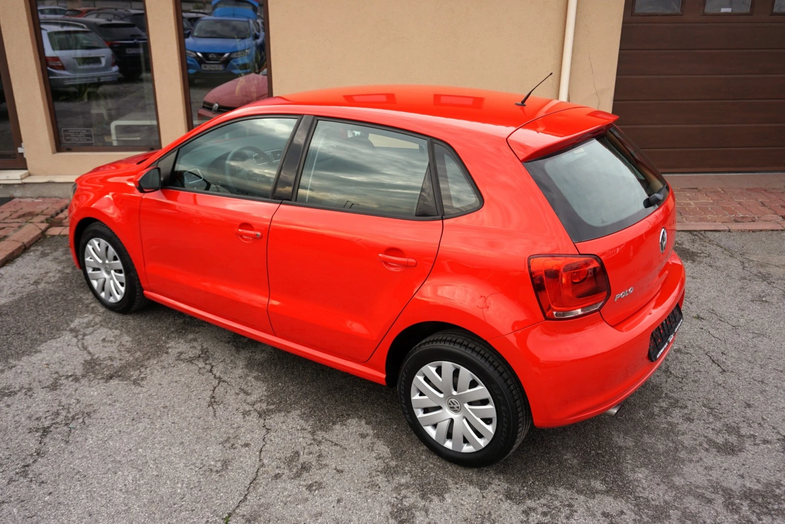 VW Polo 1.6i BI-FUEL - изображение 4